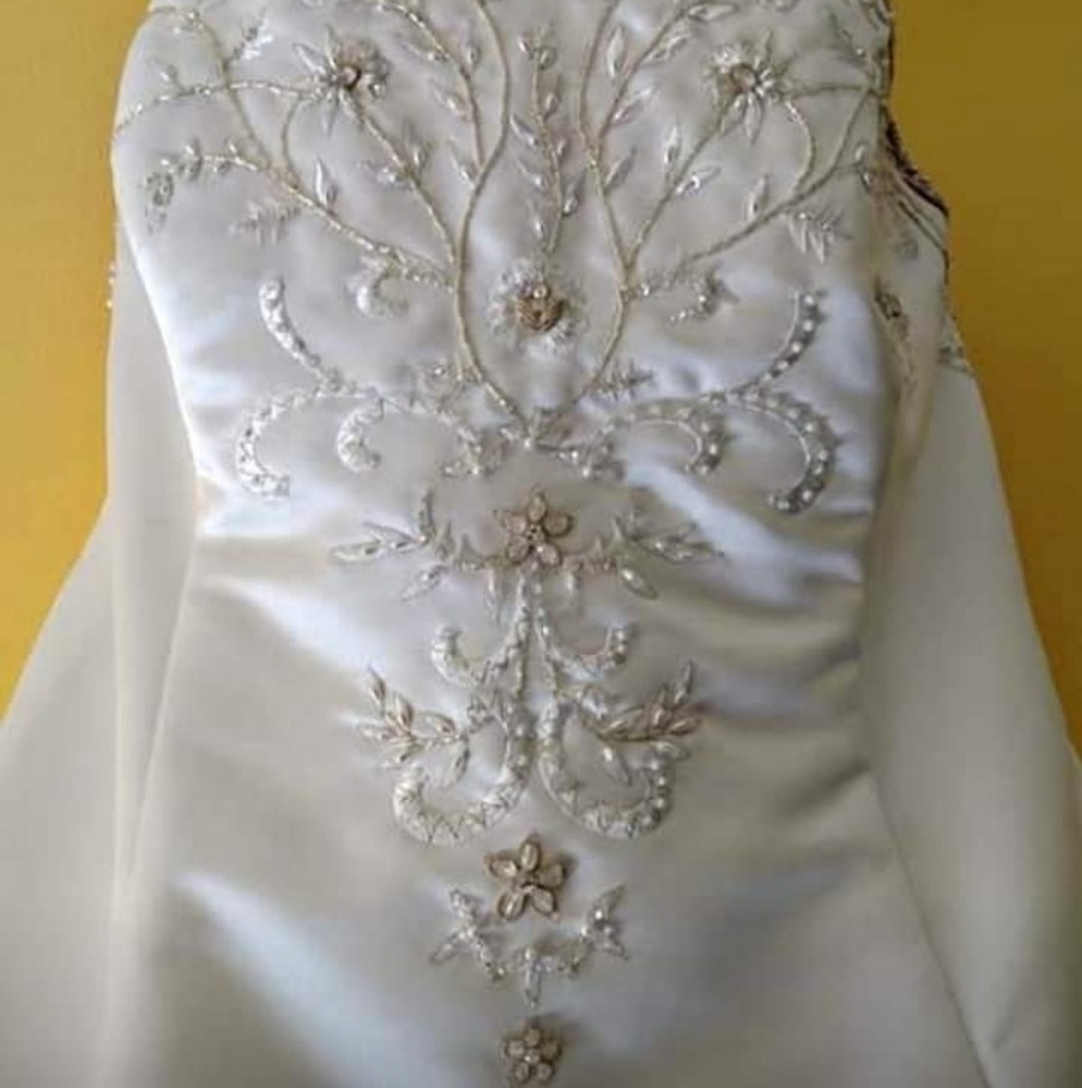 Wedding dress
